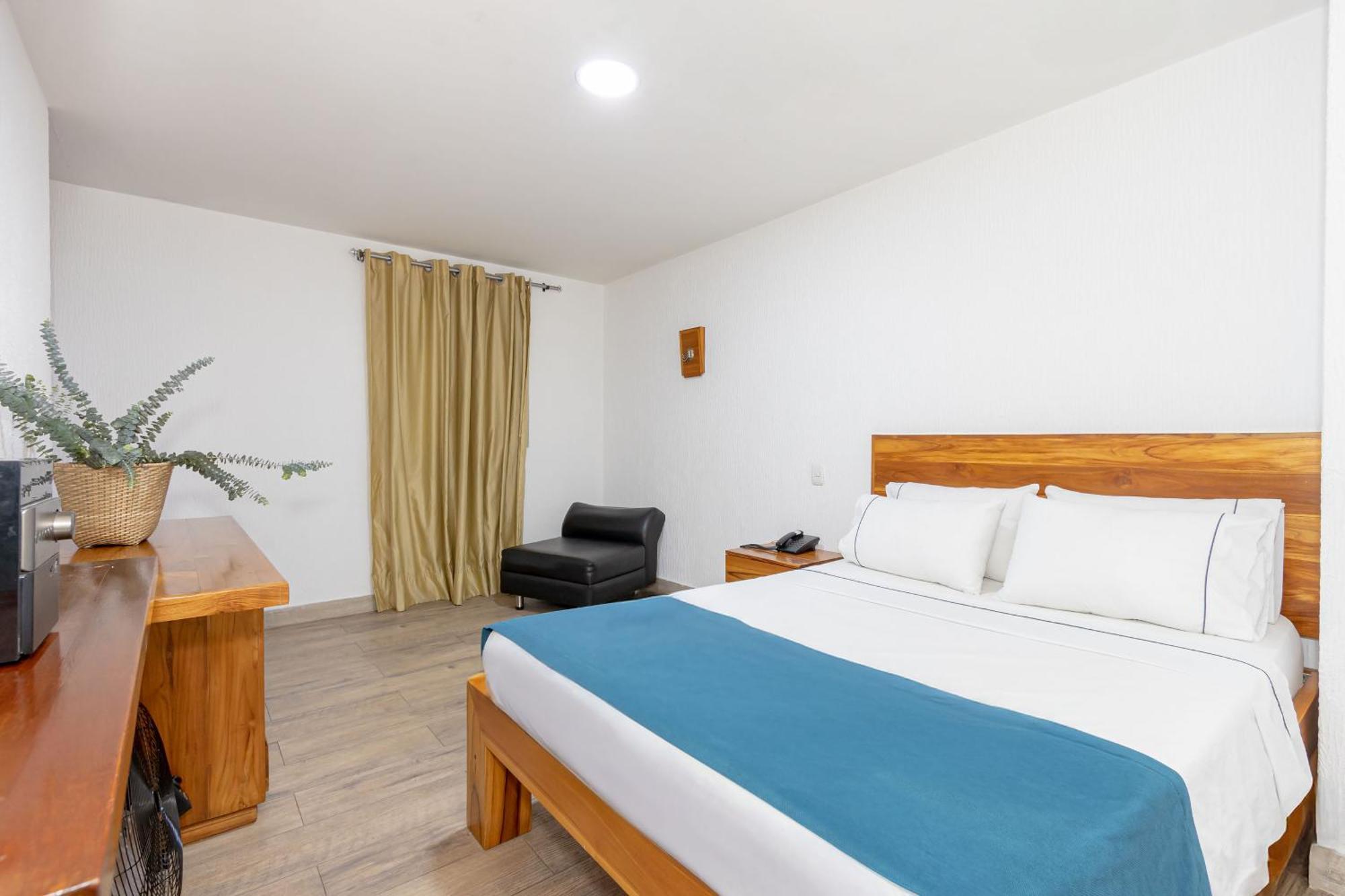 בלו Hotel Prada מראה חיצוני תמונה