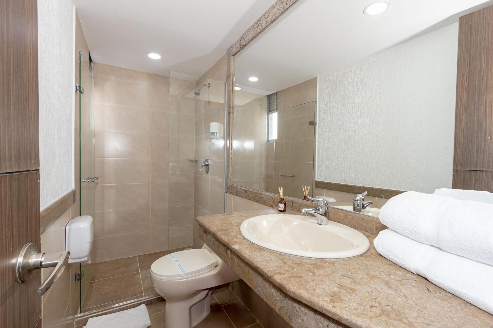 בלו Hotel Prada מראה חיצוני תמונה
